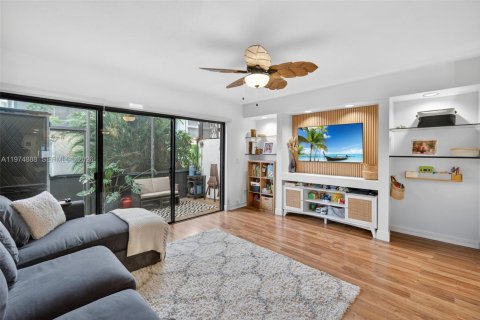 Adosado en venta en Davie, Florida, 2 dormitorios, 123.37 m2 № 2090357 - foto 19