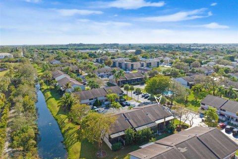 Adosado en venta en Davie, Florida, 2 dormitorios, 123.37 m2 № 2090357 - foto 6