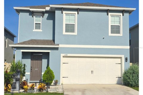 House in Davenport, Florida 5 bedrooms, 234.3 sq.m. № 2116941 - photo 2