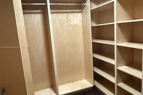 Casa en alquiler en Boynton Beach, Florida, 3 dormitorios, 202.43 m2 № 2012721 - foto 19