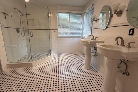 Casa en alquiler en Boynton Beach, Florida, 3 dormitorios, 202.43 m2 № 2012721 - foto 26