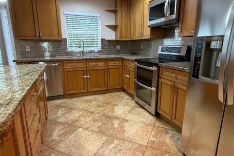 Casa en alquiler en Boynton Beach, Florida, 3 dormitorios, 202.43 m2 № 2012721 - foto 7