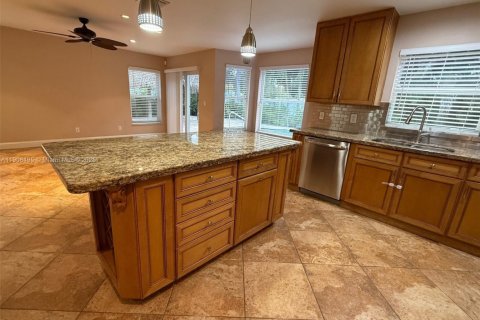 Casa en alquiler en Boynton Beach, Florida, 3 dormitorios, 202.43 m2 № 2012721 - foto 8