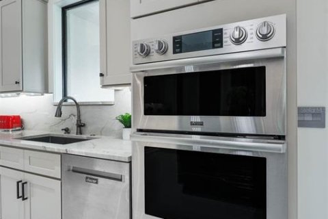 Купить виллу или дом в Орландо, Флорида 8 комнат, 260.96м2, № 1639916 - фото 18