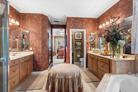 Villa ou maison à vendre à Apopka, Floride: 5 chambres, 303.42 m2 № 2195672 - photo 21