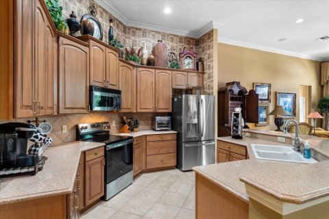 Villa ou maison à vendre à Apopka, Floride: 5 chambres, 303.42 m2 № 2195672 - photo 13