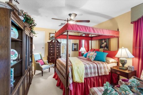 Villa ou maison à vendre à Apopka, Floride: 5 chambres, 303.42 m2 № 2195672 - photo 25