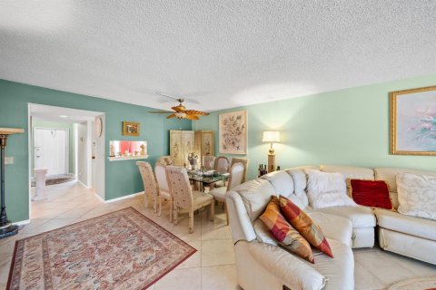Condo in Boynton Beach, Florida, 2 bedrooms  № 2250179 - photo 26