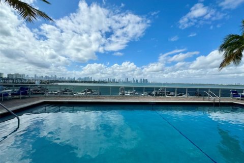 Купить кондоминиум в Майами-Бич, Флорида 2 спальни, 98.48м2, № 1942589 - фото 29