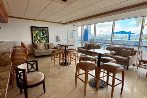 Купить кондоминиум в Майами-Бич, Флорида 2 спальни, 98.48м2, № 1942589 - фото 25