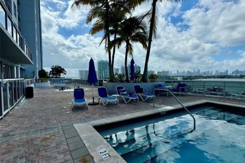 Купить кондоминиум в Майами-Бич, Флорида 2 спальни, 98.48м2, № 1942589 - фото 30