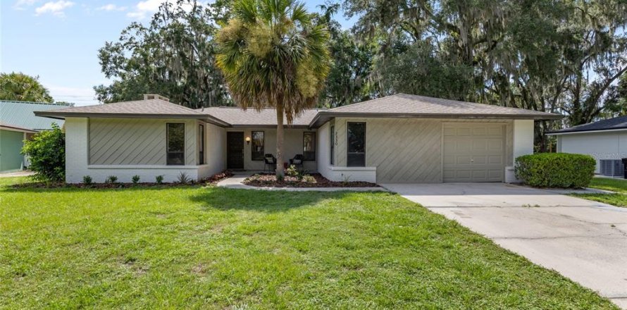 Casa en Gainesville, Florida 3 dormitorios, 141.12 m2 № 1820447