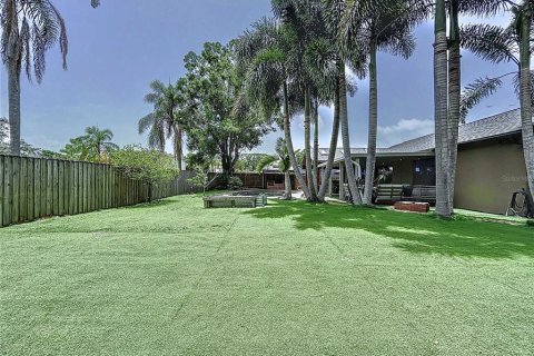 House in Tampa, Florida 3 bedrooms, 160.72 sq.m. № 1775023 - photo 9