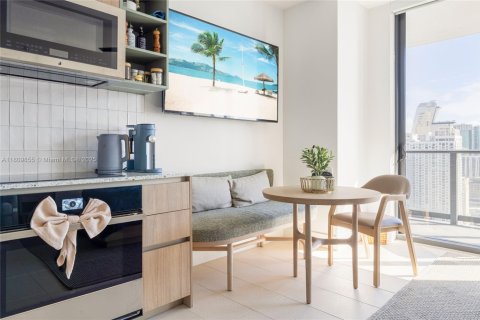 Condominio en alquiler en Miami, Florida, 34.1 m2 № 2012181 - foto 19