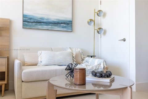 Condominio en alquiler en Miami, Florida, 34.1 m2 № 2012181 - foto 11