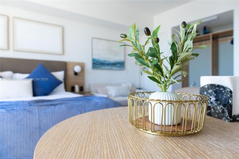 Condominio en alquiler en Miami, Florida, 34.1 m2 № 2012181 - foto 17