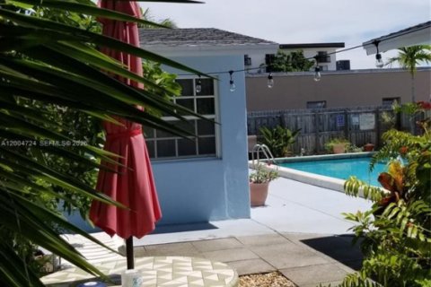 Apartment in Wilton Manors, Florida 1 bedroom № 2068732 - photo 20