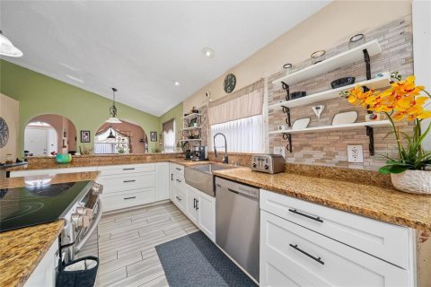 Casa en venta en Clermont, Florida, 4 dormitorios, 191.29 m2 № 2230470 - foto 7