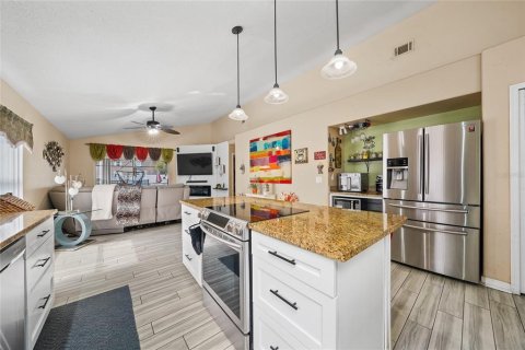 Casa en venta en Clermont, Florida, 4 dormitorios, 191.29 m2 № 2230470 - foto 8