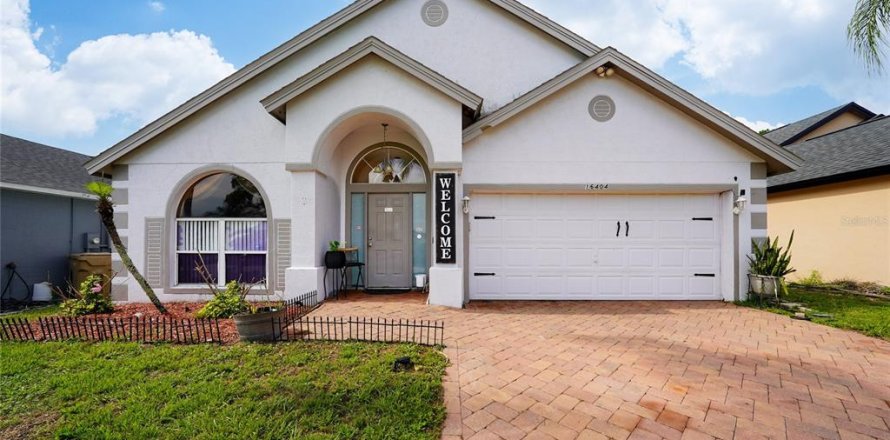 Casa en Clermont, Florida 4 dormitorios, 191.29 m2 № 2230470