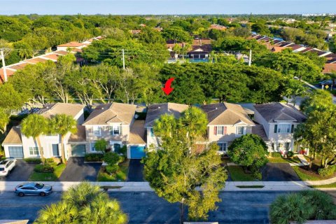 Villa ou maison à vendre à Tamarac, Floride: 3 chambres, 151.99 m2 № 2009482 - photo 26