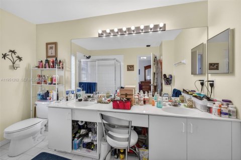 Villa ou maison à vendre à Tamarac, Floride: 3 chambres, 151.99 m2 № 2009482 - photo 18