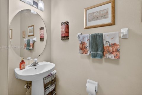 Villa ou maison à vendre à Tamarac, Floride: 3 chambres, 151.99 m2 № 2009482 - photo 23