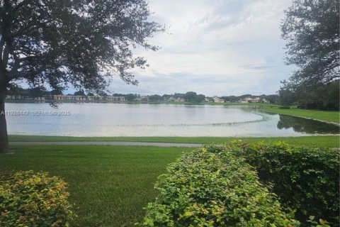 Appartement à louer à Boca Raton, Floride: 3 chambres, 109.44 m2 № 1986932 - photo 6