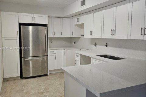 Appartement à louer à Boca Raton, Floride: 3 chambres, 109.44 m2 № 1986932 - photo 9