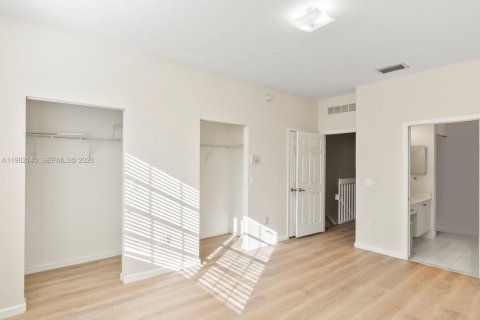 Купить таунхаус в Плантация, Флорида 2 спальни, 118.91м2, № 2045030 - фото 21