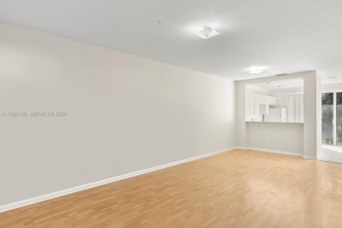 Купить таунхаус в Плантация, Флорида 2 спальни, 118.91м2, № 2045030 - фото 7