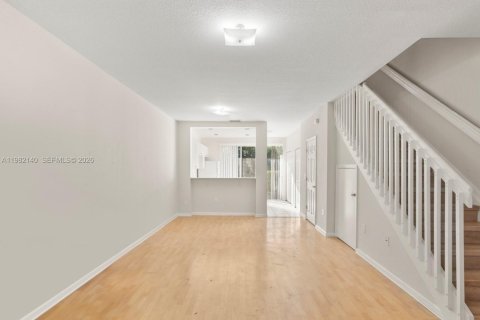 Купить таунхаус в Плантация, Флорида 2 спальни, 118.91м2, № 2045030 - фото 8