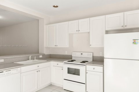 Купить таунхаус в Плантация, Флорида 2 спальни, 118.91м2, № 2045030 - фото 12