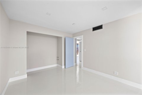Condominio en venta en Aventura, Florida, 2 dormitorios, 121.98 m2 № 1818328 - foto 5
