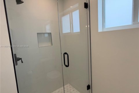 Снять в аренду виллу или дом в Катлер-Бей, Флорида 3 спальни, 122.63м2, № 2080610 - фото 22