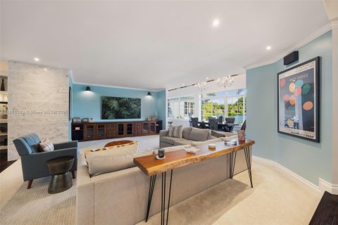 Villa ou maison à vendre à Davie, Floride: 5 chambres, 474.64 m2 № 1922946 - photo 10