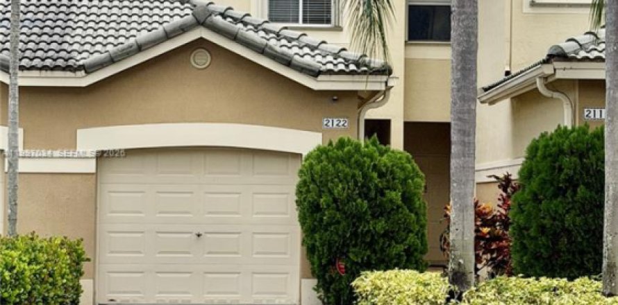 Touwnhouse à Weston, Floride 2 chambres, 107.3 m2 № 2346735