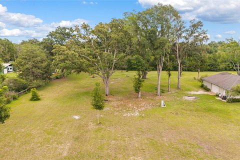 House in Citra, Florida 3 bedrooms, 268.58 sq.m. № 2095867 - photo 9