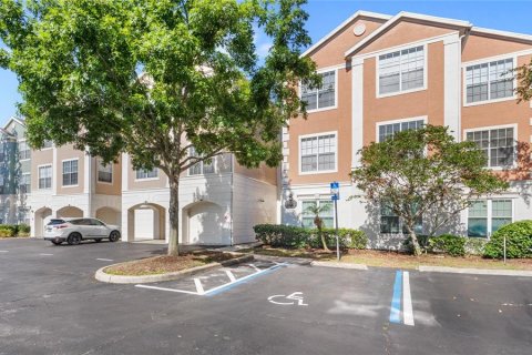 Condominio en venta en Orlando, Florida, 1 dormitorio, 64.66 m2 № 1742646 - foto 1