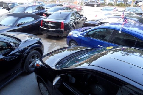 Propiedad comercial en venta en Hollywood, Florida № 1959547 - foto 5