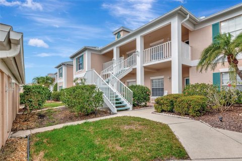 Condo in Bradenton, Florida, 2 bedrooms  № 2195168 - photo 3