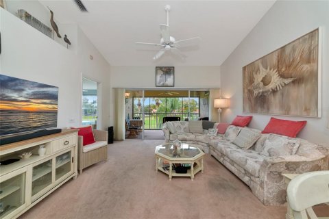 Condo in Bradenton, Florida, 2 bedrooms  № 2195168 - photo 16