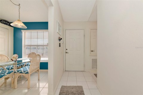 Condo in Bradenton, Florida, 2 bedrooms  № 2195168 - photo 6