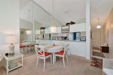 Condo in Bradenton, Florida, 2 bedrooms  № 2195168 - photo 12