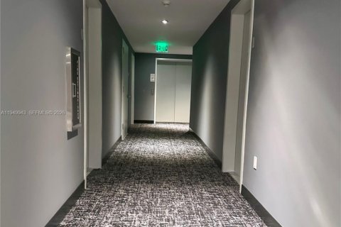 Снять в аренду кондоминиум в Майами, Флорида 1 спальня, 64.94м2, № 2005606 - фото 22