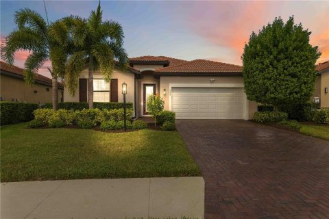 Villa ou maison à Bradenton, Floride 3 chambres, 187.29 m2 № 2429217