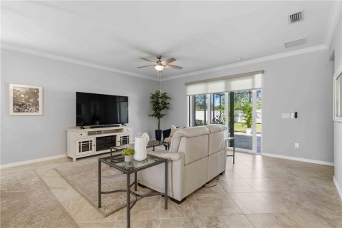 Villa ou maison à vendre à Bradenton, Floride: 3 chambres, 187.29 m2 № 2429217 - photo 16