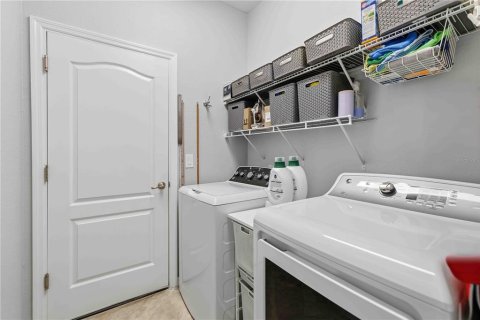 Villa ou maison à vendre à Bradenton, Floride: 3 chambres, 187.29 m2 № 2429217 - photo 21
