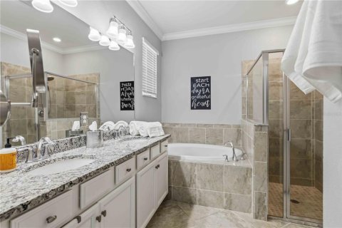 Villa ou maison à vendre à Bradenton, Floride: 3 chambres, 187.29 m2 № 2429217 - photo 25