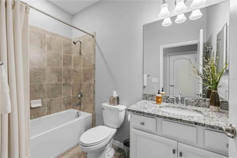 Villa ou maison à vendre à Bradenton, Floride: 3 chambres, 187.29 m2 № 2429217 - photo 8